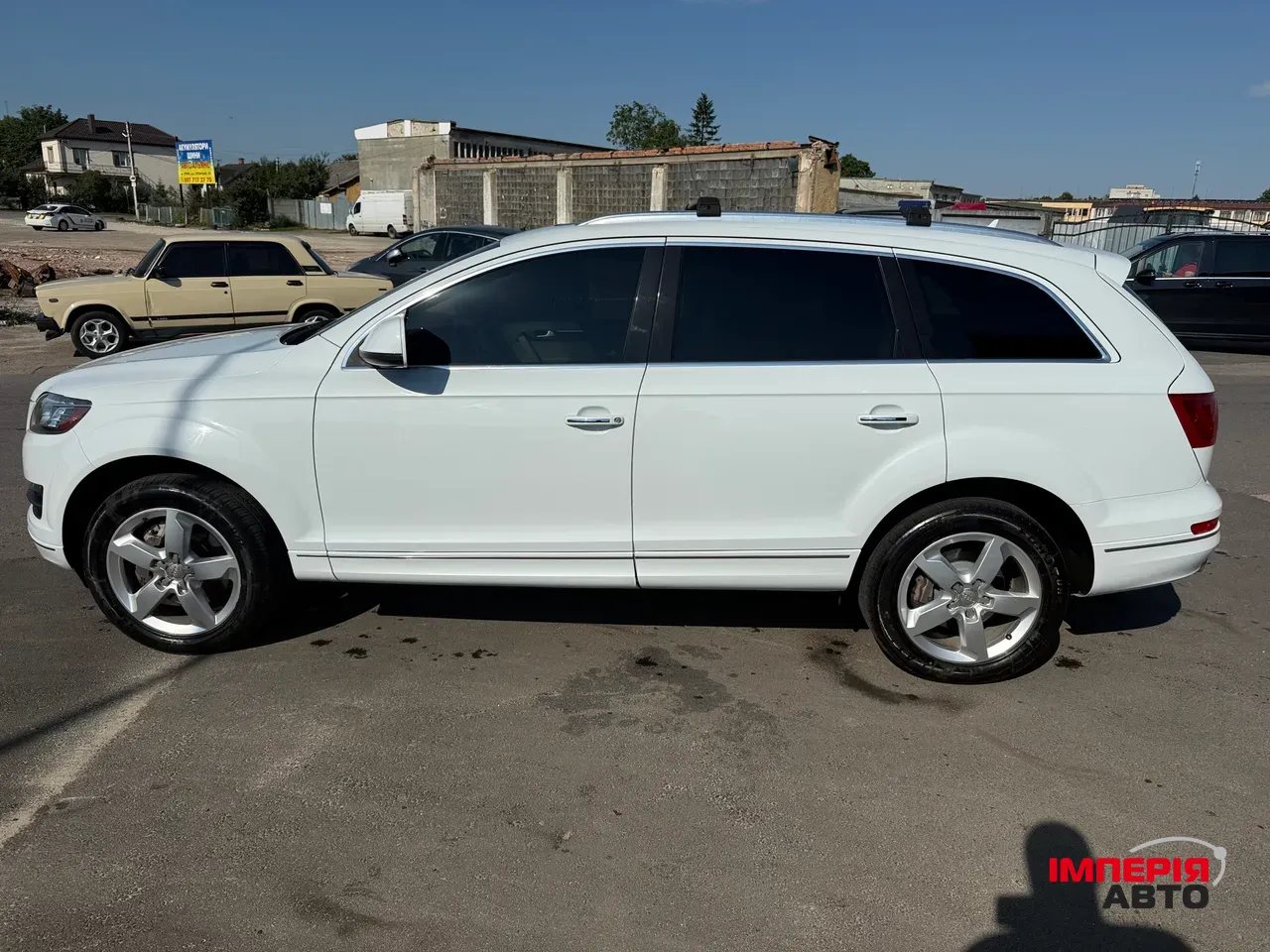 Audi Q7 - фото 6