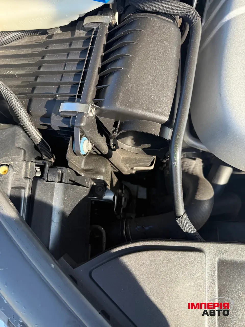 Audi Q7 - фото 17