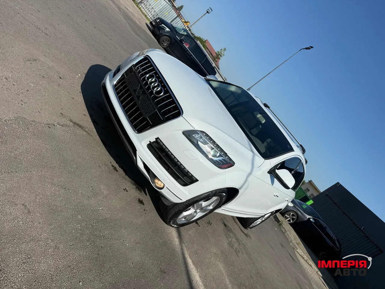 Audi Q7 - фото 7