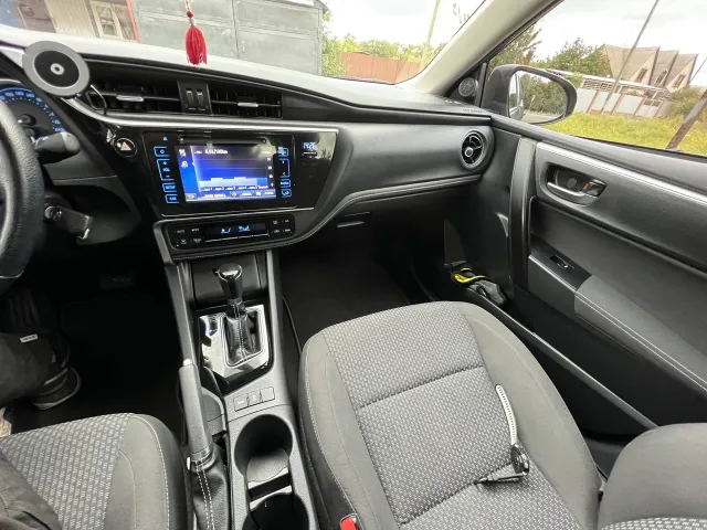 Toyota Corolla - фото 3