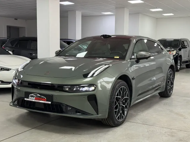 Zeekr 001 - фото 2