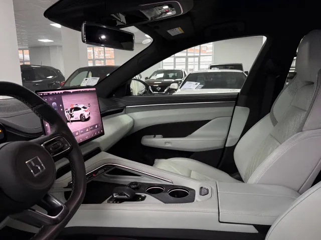 Zeekr 001 - фото 4