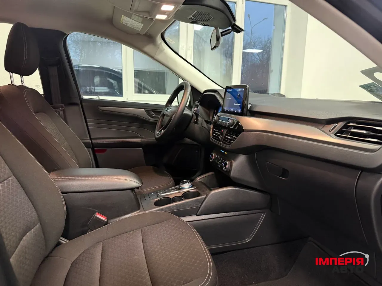 Ford Escape - фото 7