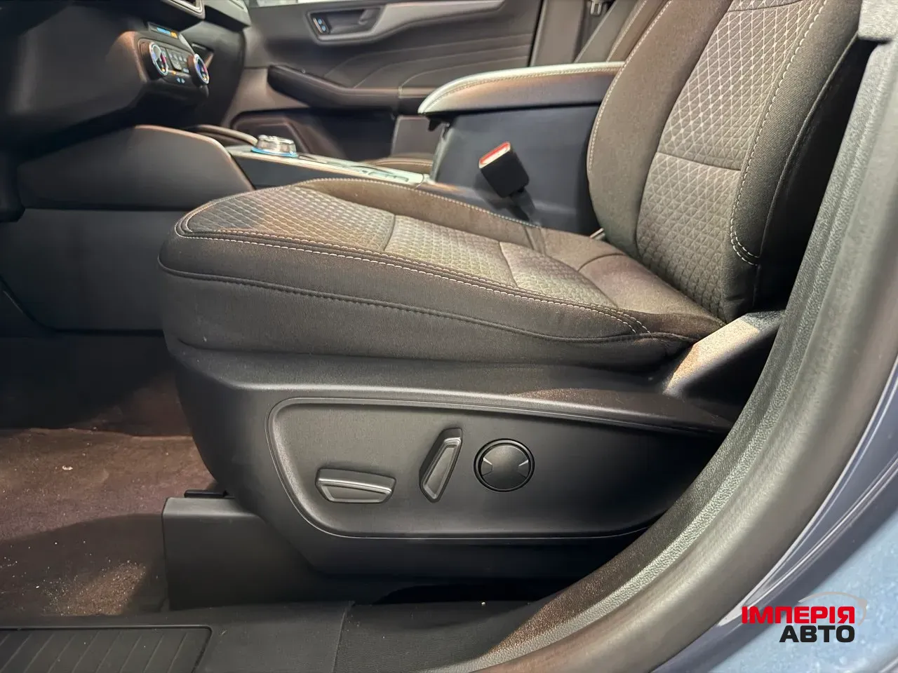 Ford Escape - фото 13