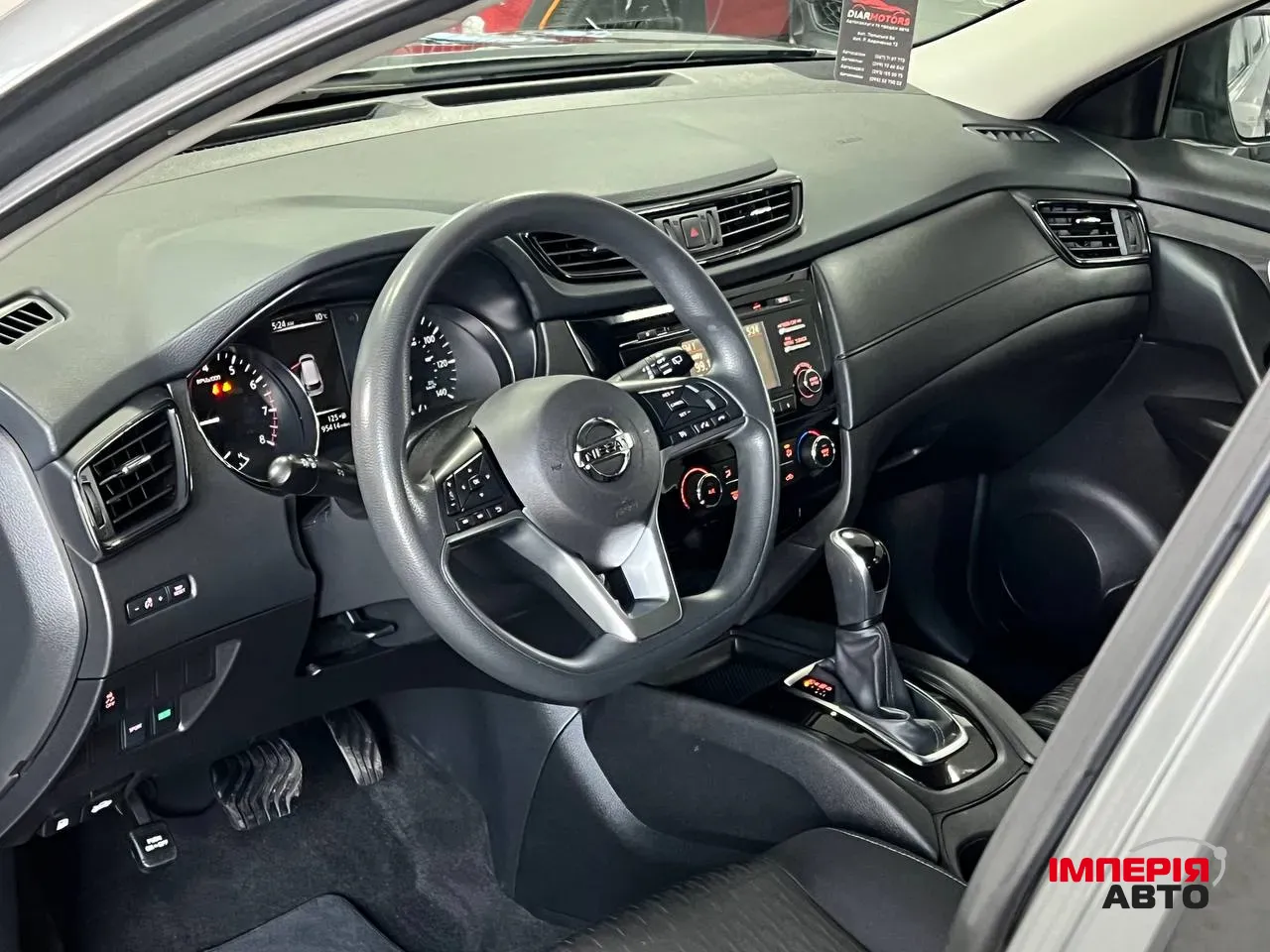 Nissan Rogue - фото 3