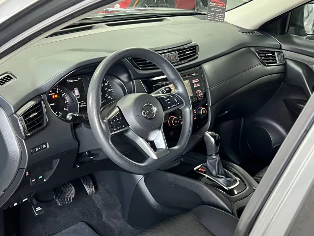 Nissan Rogue - фото 3