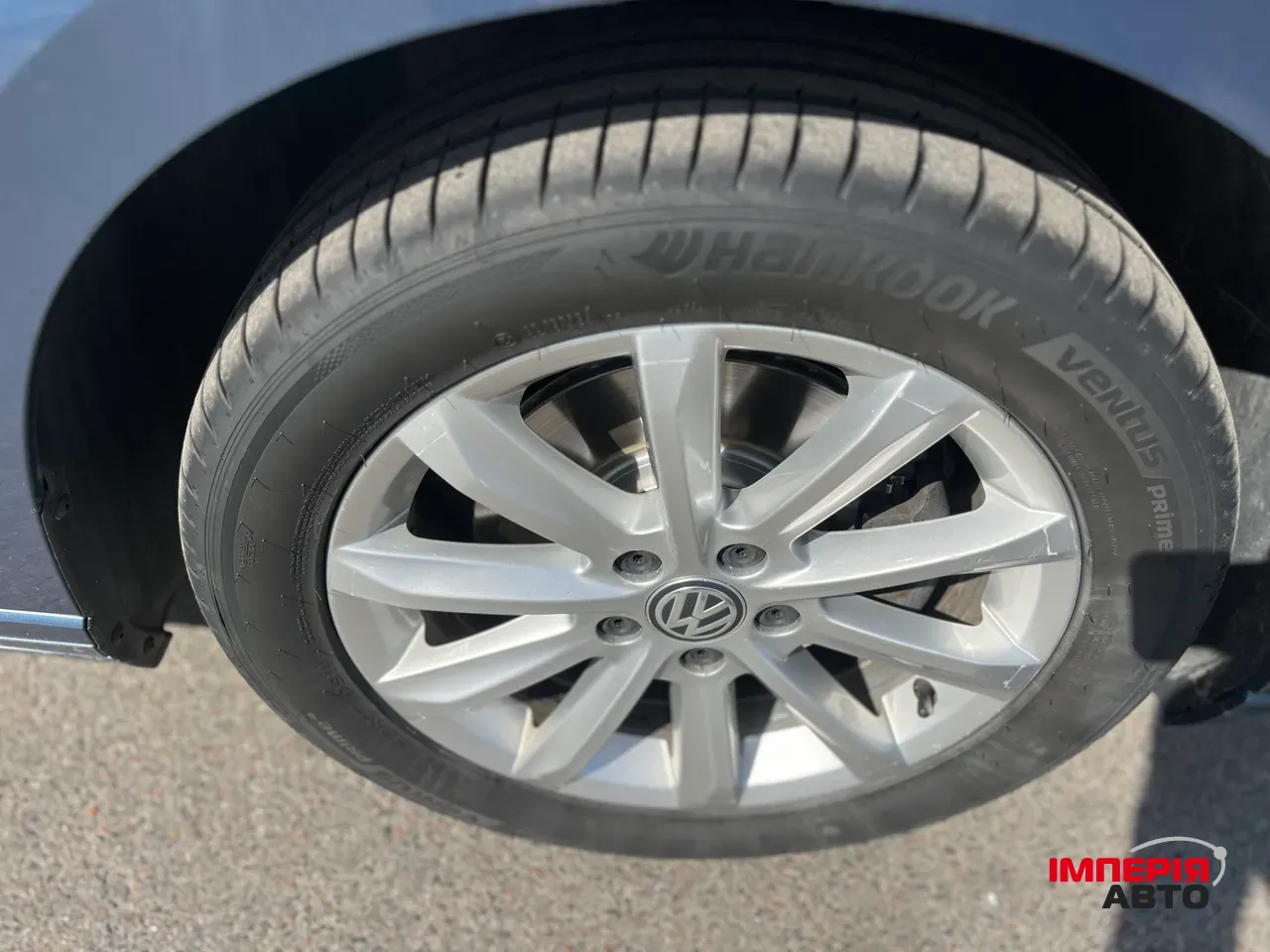 Volkswagen Passat - фото 8