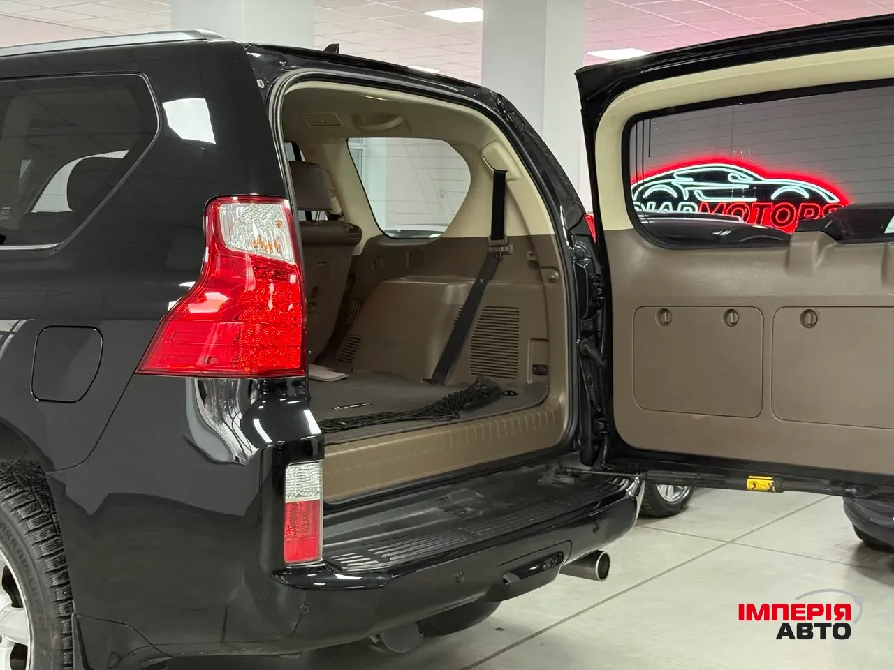 Lexus GX - фото 5