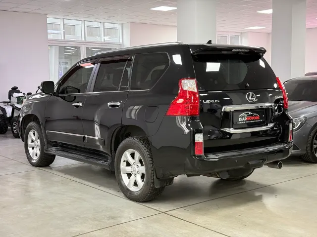 Lexus GX - фото 3