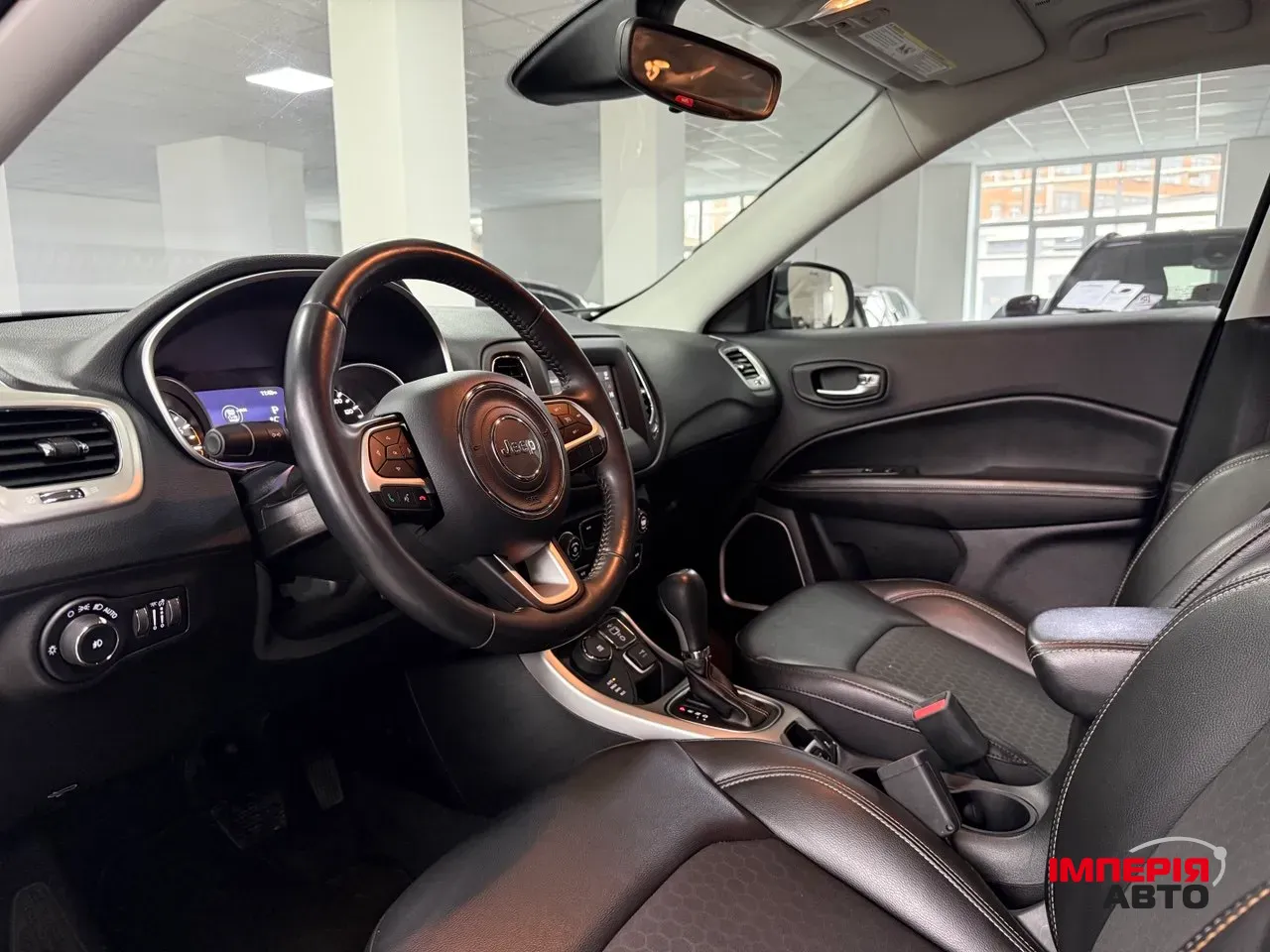 Jeep Compass - фото 4