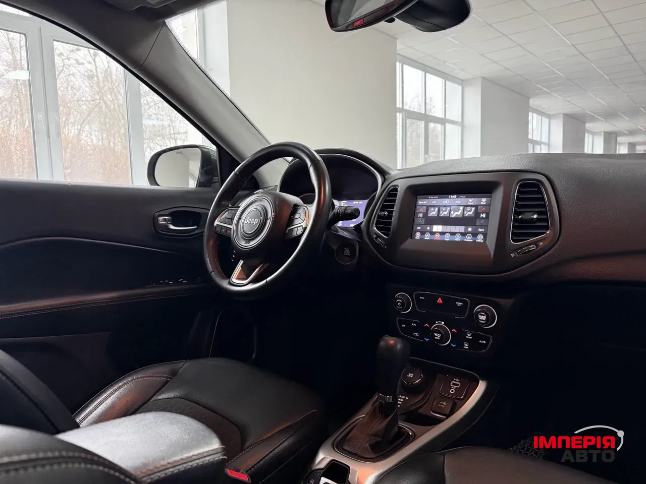 Jeep Compass - фото 6