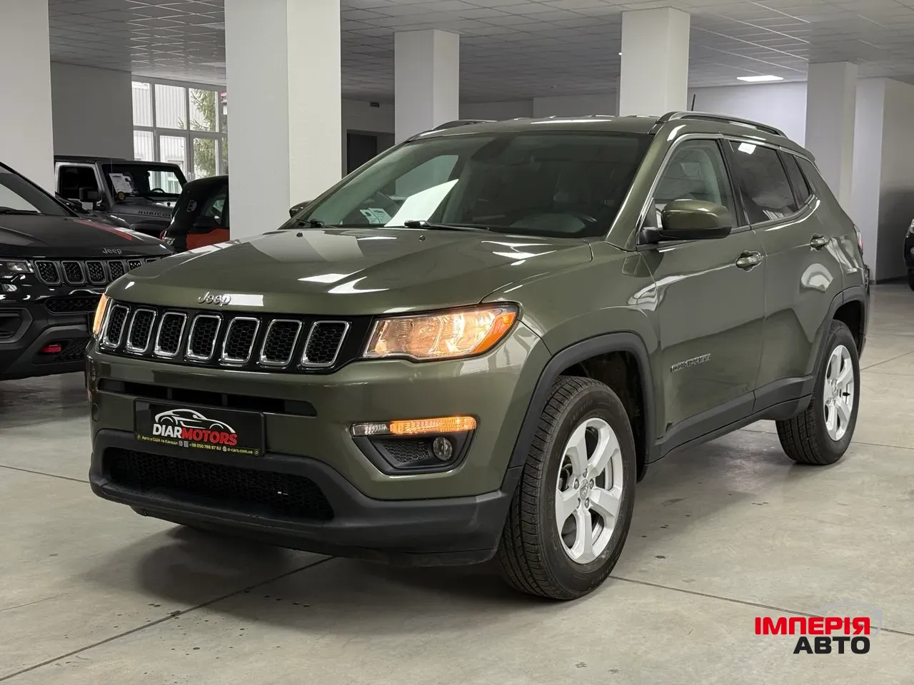 Jeep Compass - фото 1