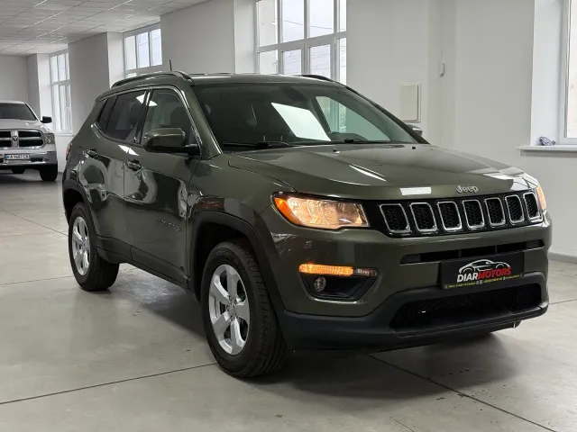 Jeep Compass - фото 2