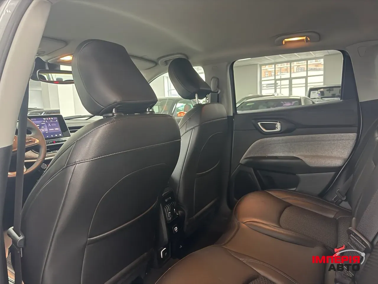 Jeep Compass - фото 7