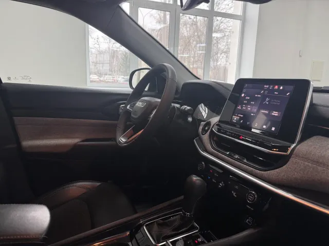 Jeep Compass - фото 4