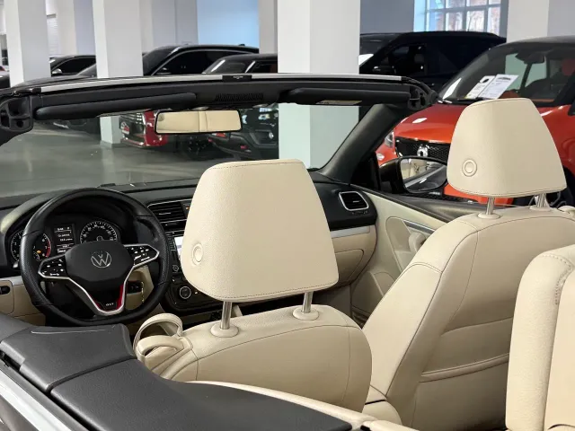 Volkswagen Eos - фото 5