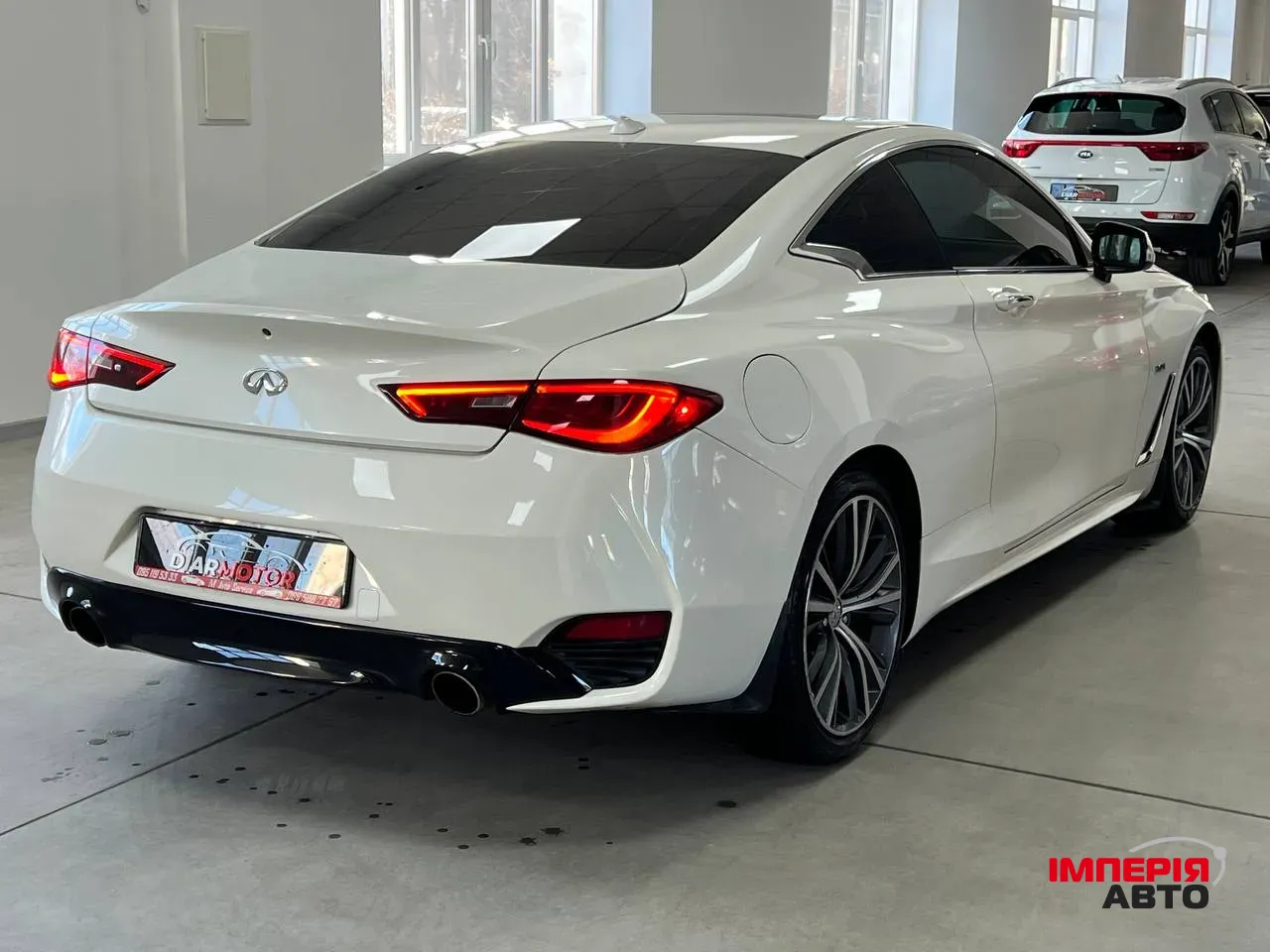 Infiniti Q60 - фото 4