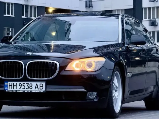 BMW 7 серії - фото 2