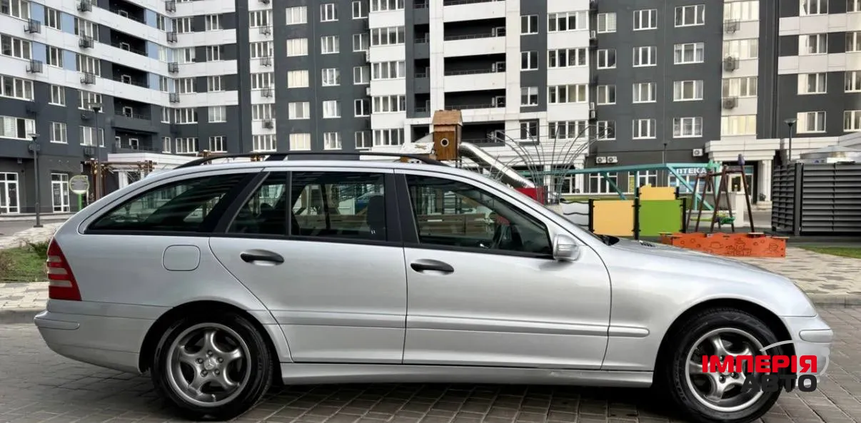 Mercedes-Benz C-Класс - фото 4