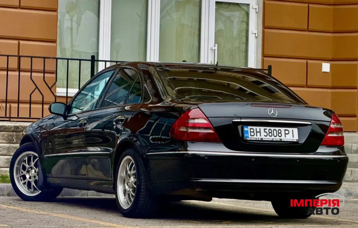Mercedes-Benz E-Класс - фото 8