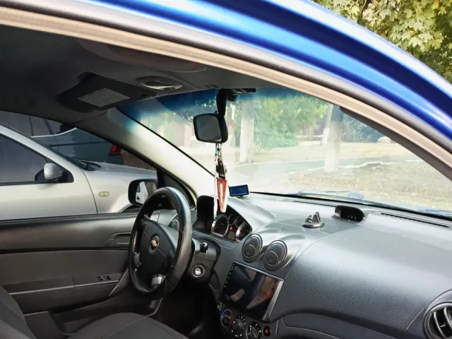 Chevrolet Aveo - фото 1
