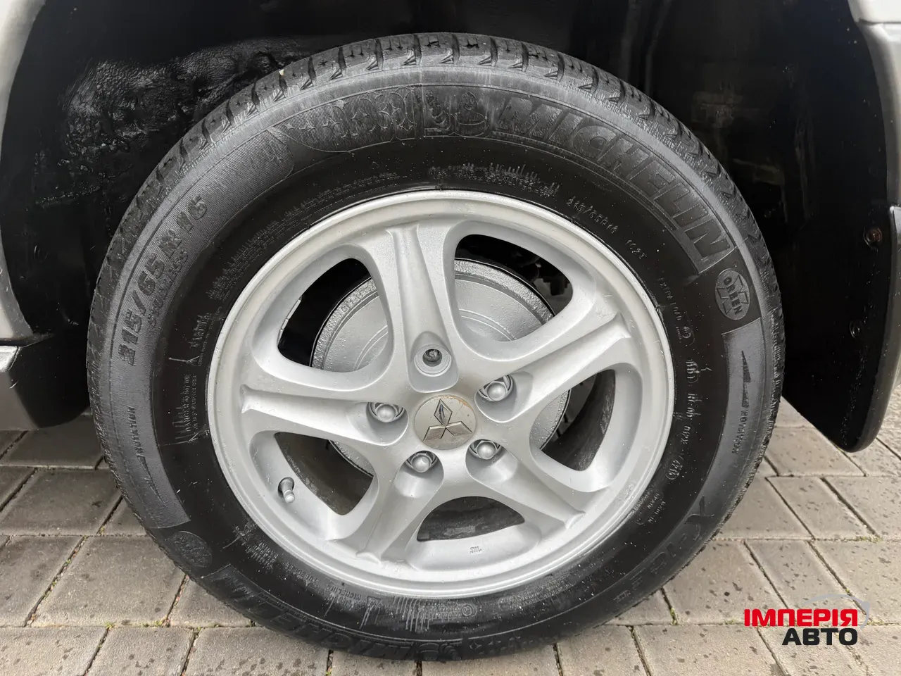 Mitsubishi Outlander - фото 26