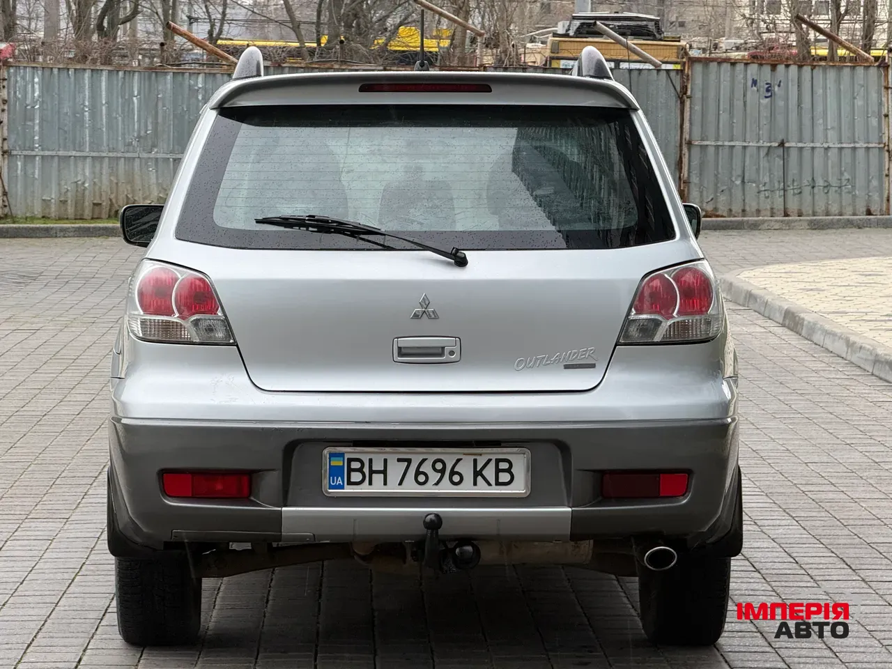 Mitsubishi Outlander - фото 8