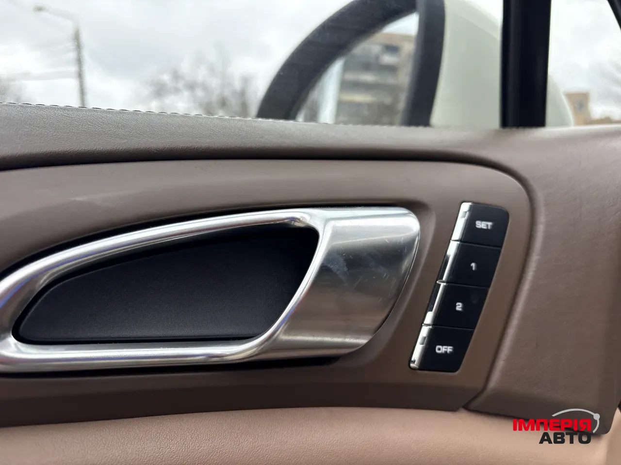 Porsche Cayenne - фото 13