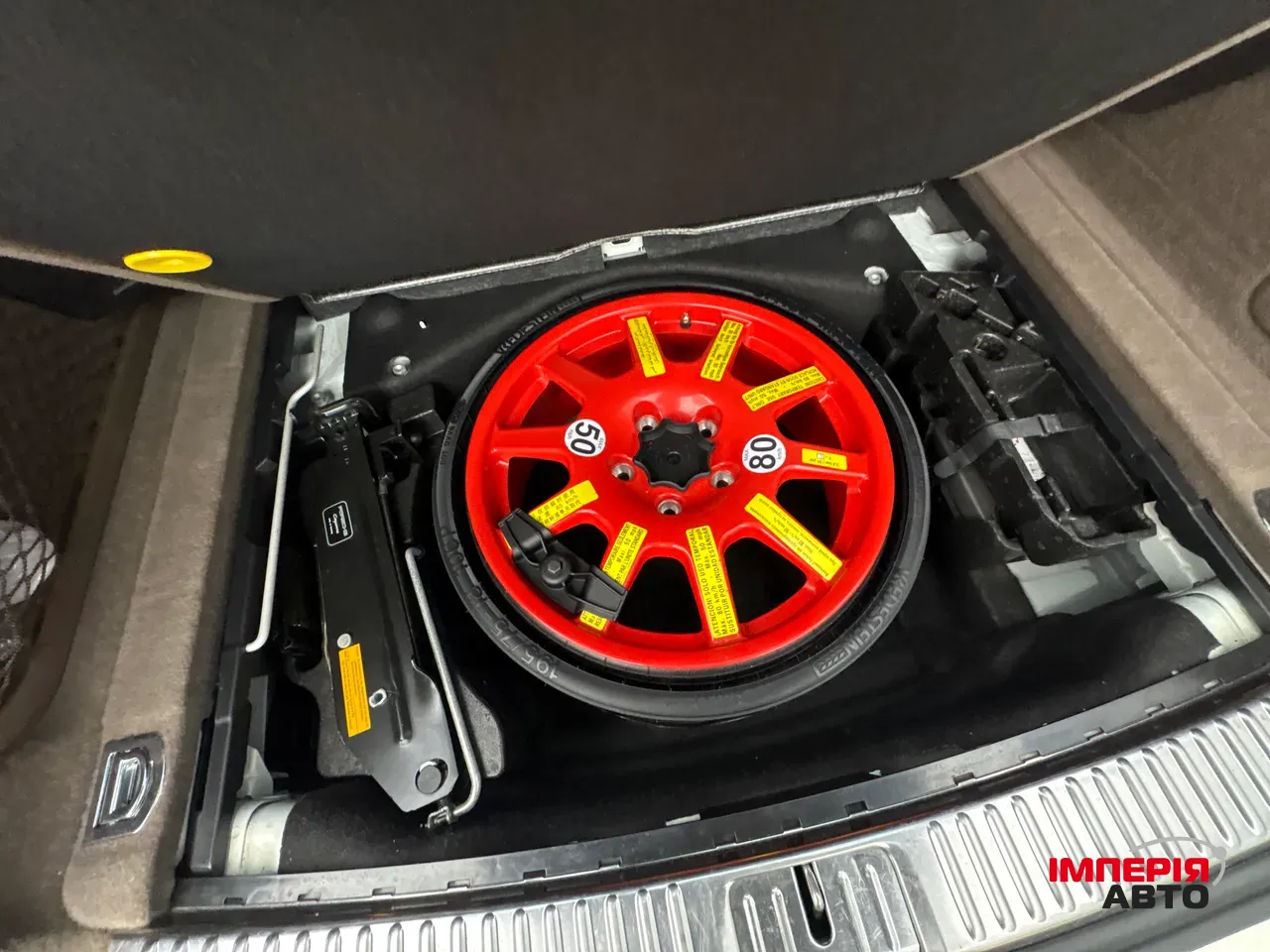 Porsche Cayenne - фото 31