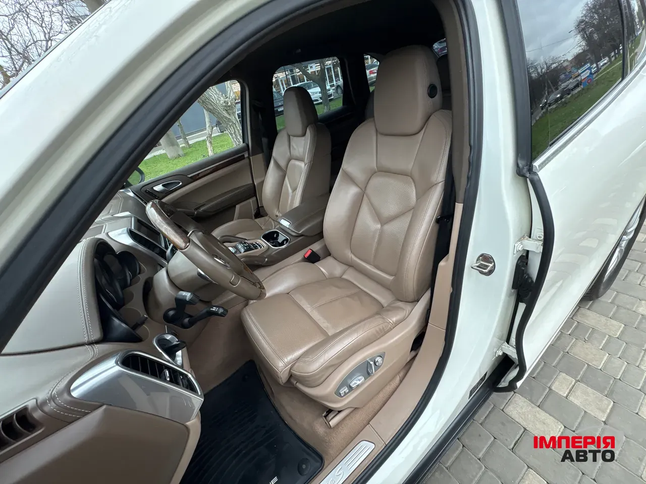 Porsche Cayenne - фото 10