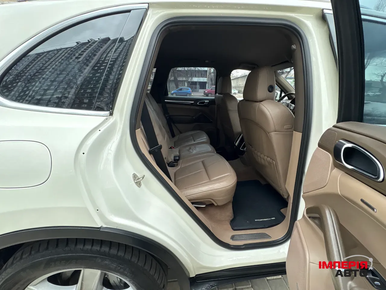 Porsche Cayenne - фото 25