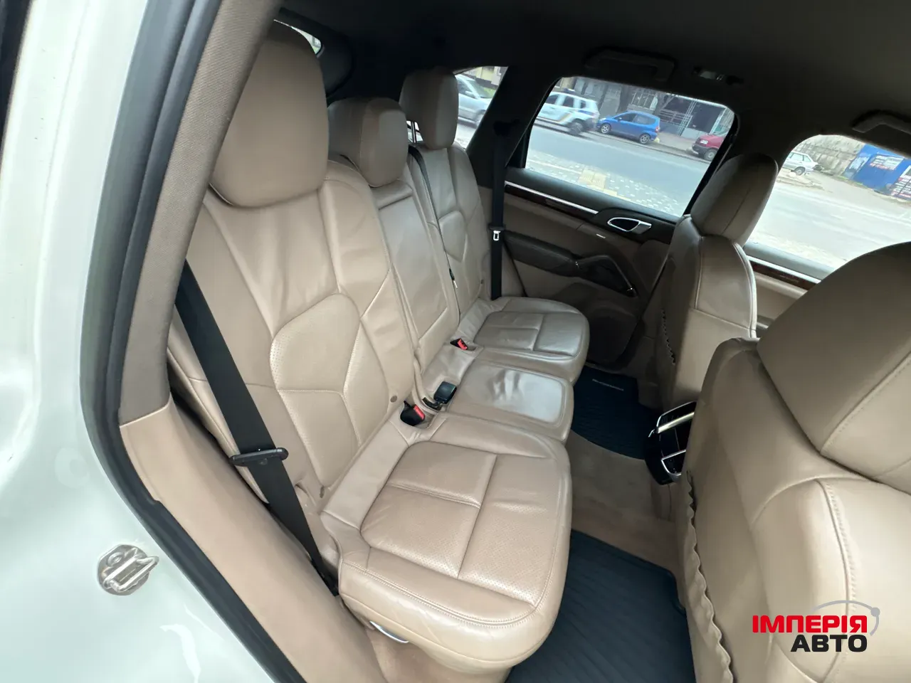 Porsche Cayenne - фото 26