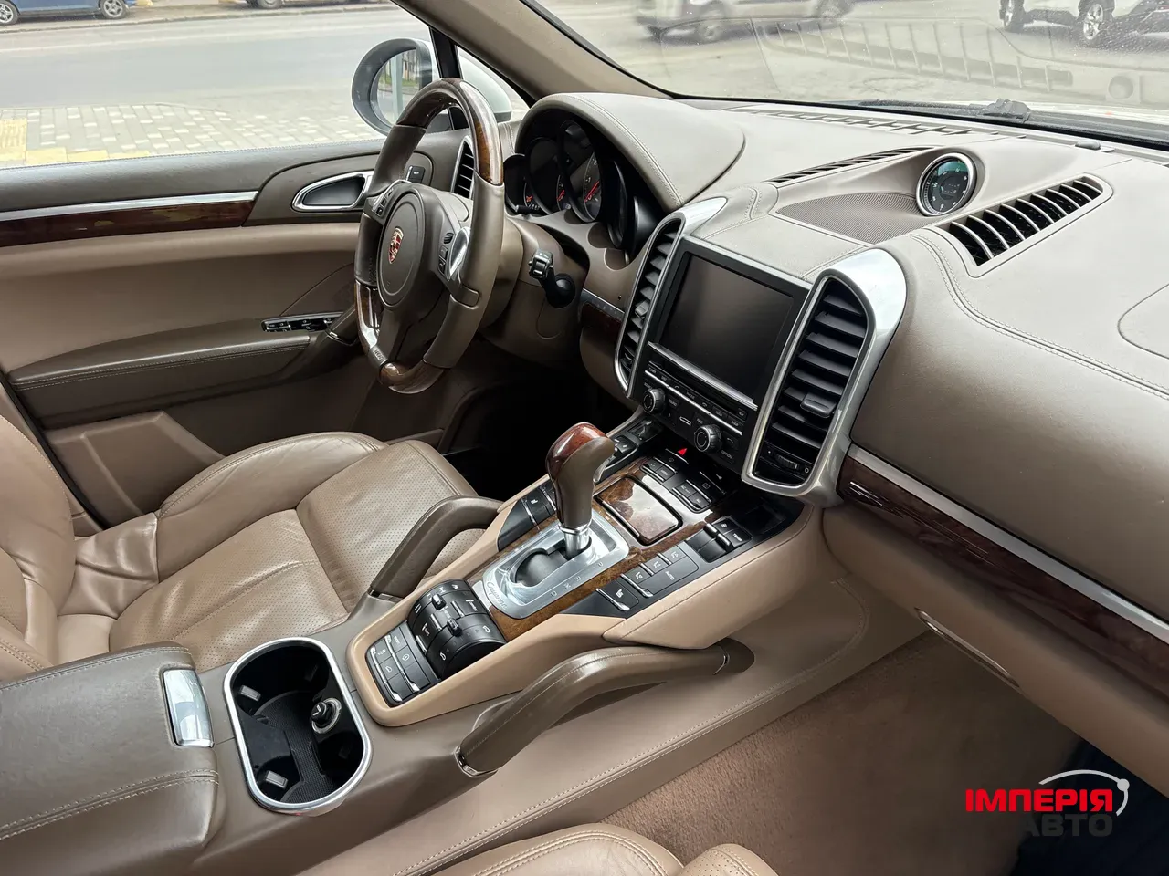 Porsche Cayenne - фото 21