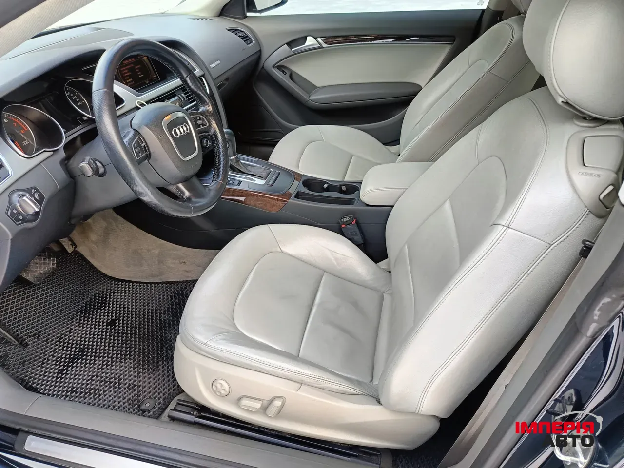 Audi A5 - фото 9