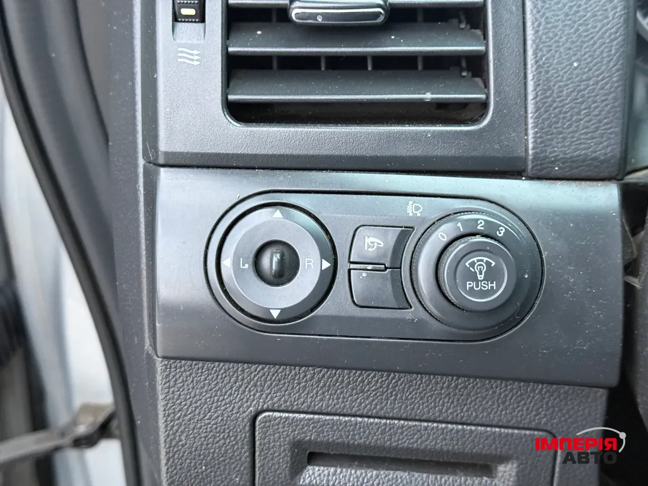 Chevrolet Captiva - фото 47