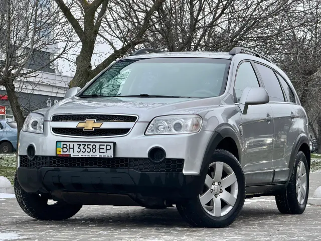 Chevrolet Captiva - фото 1