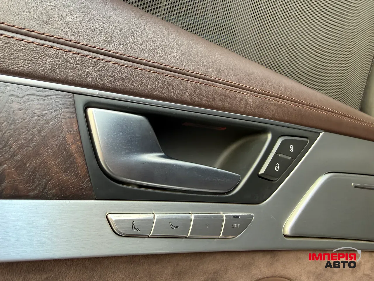 Audi A8 - фото 61