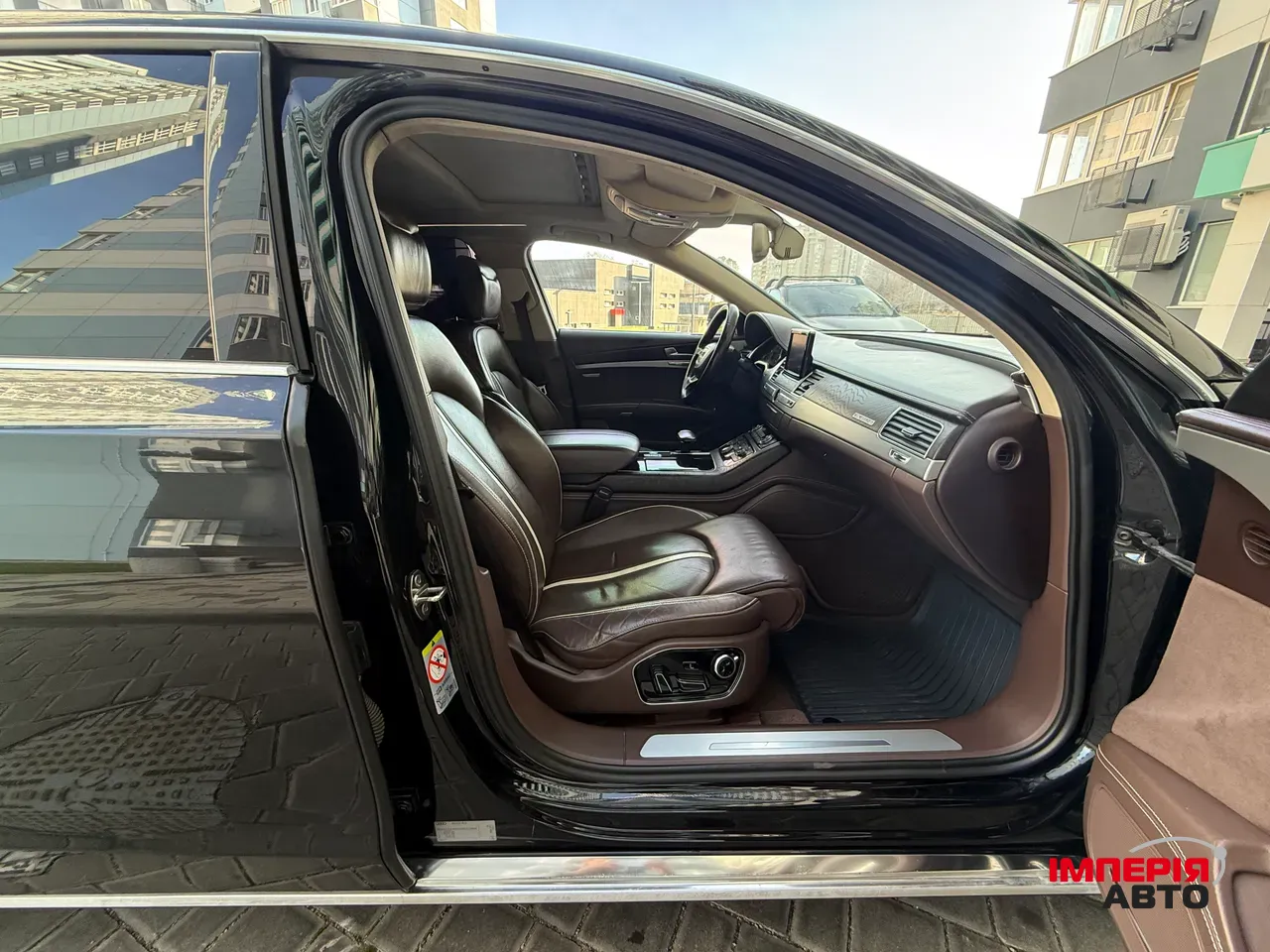 Audi A8 - фото 39