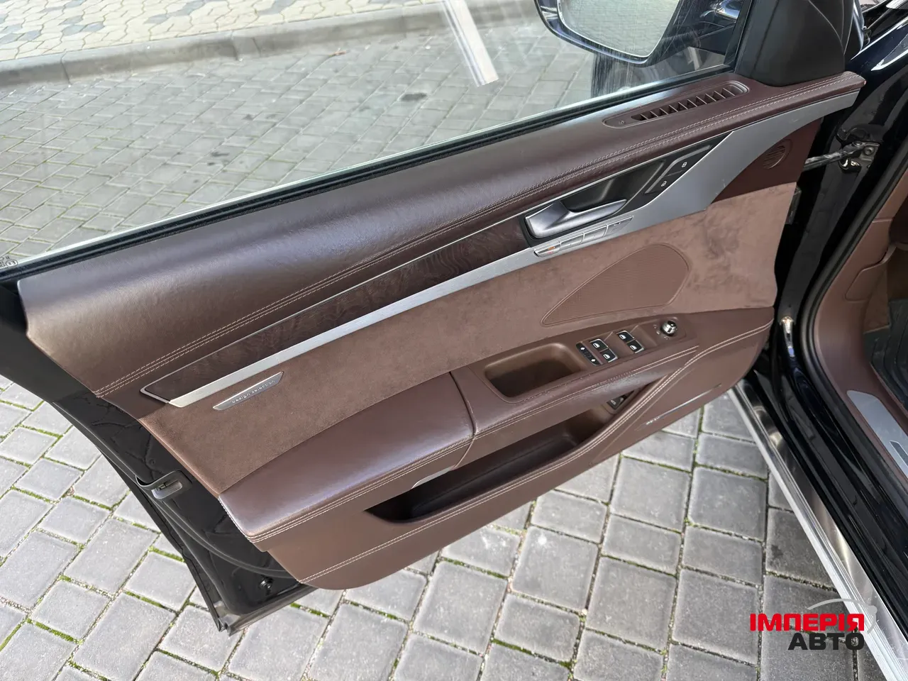 Audi A8 - фото 17