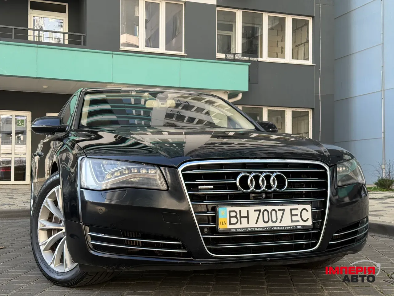 Audi A8 - фото 4