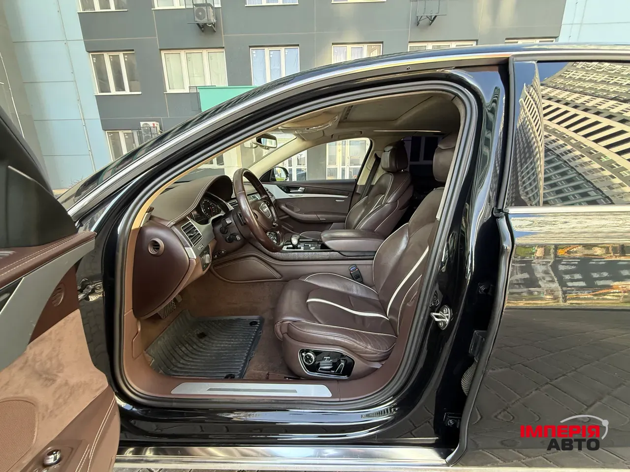 Audi A8 - фото 23