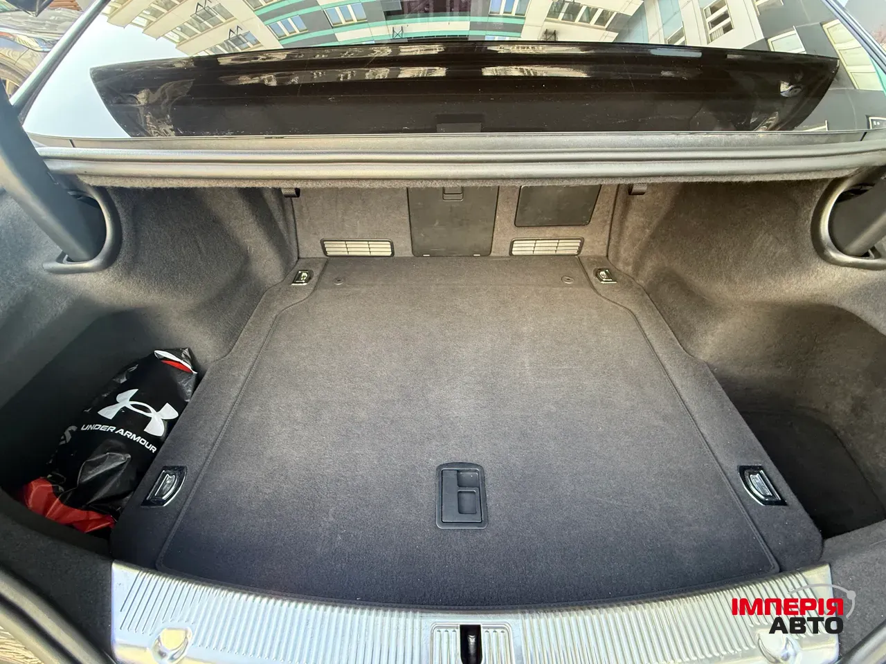 Audi A8 - фото 70