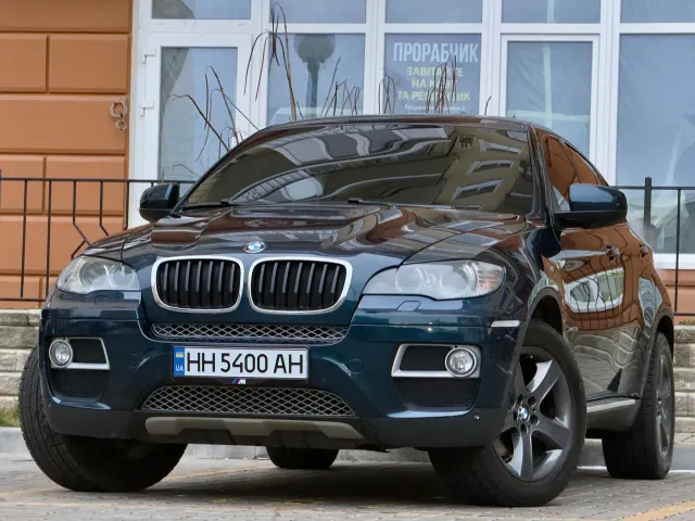 BMW X6 - фото 5
