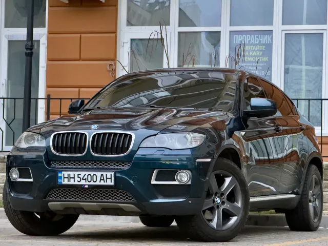 BMW X6 - фото 1