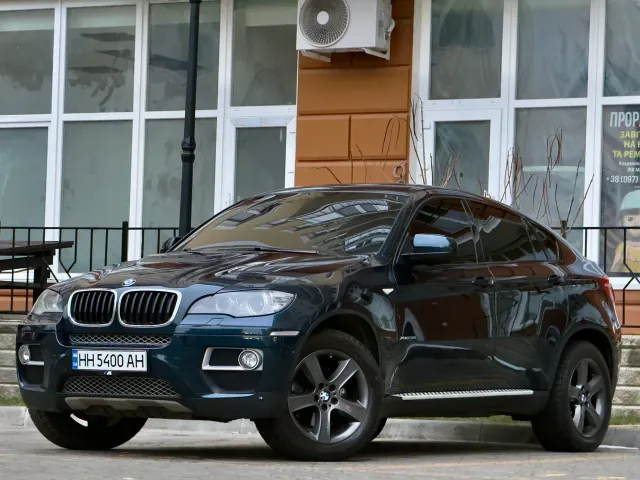BMW X6 - фото 4