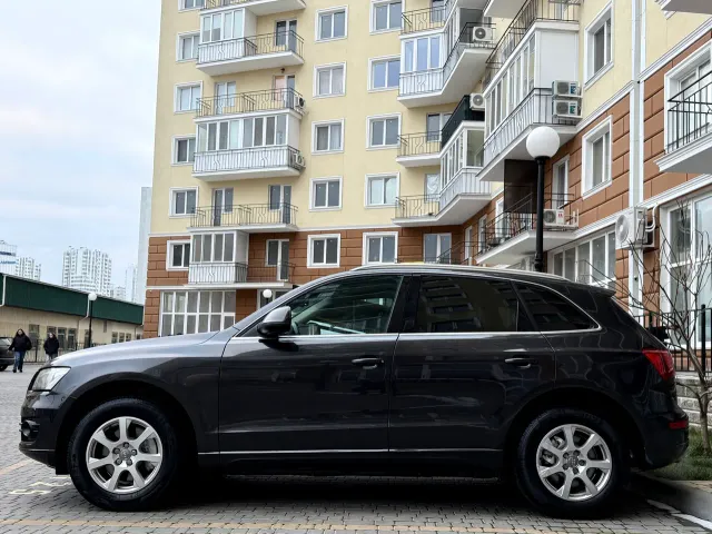 Audi Q5 - фото 2