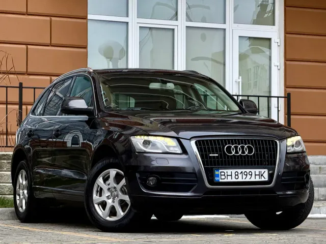 Audi Q5 - фото 1