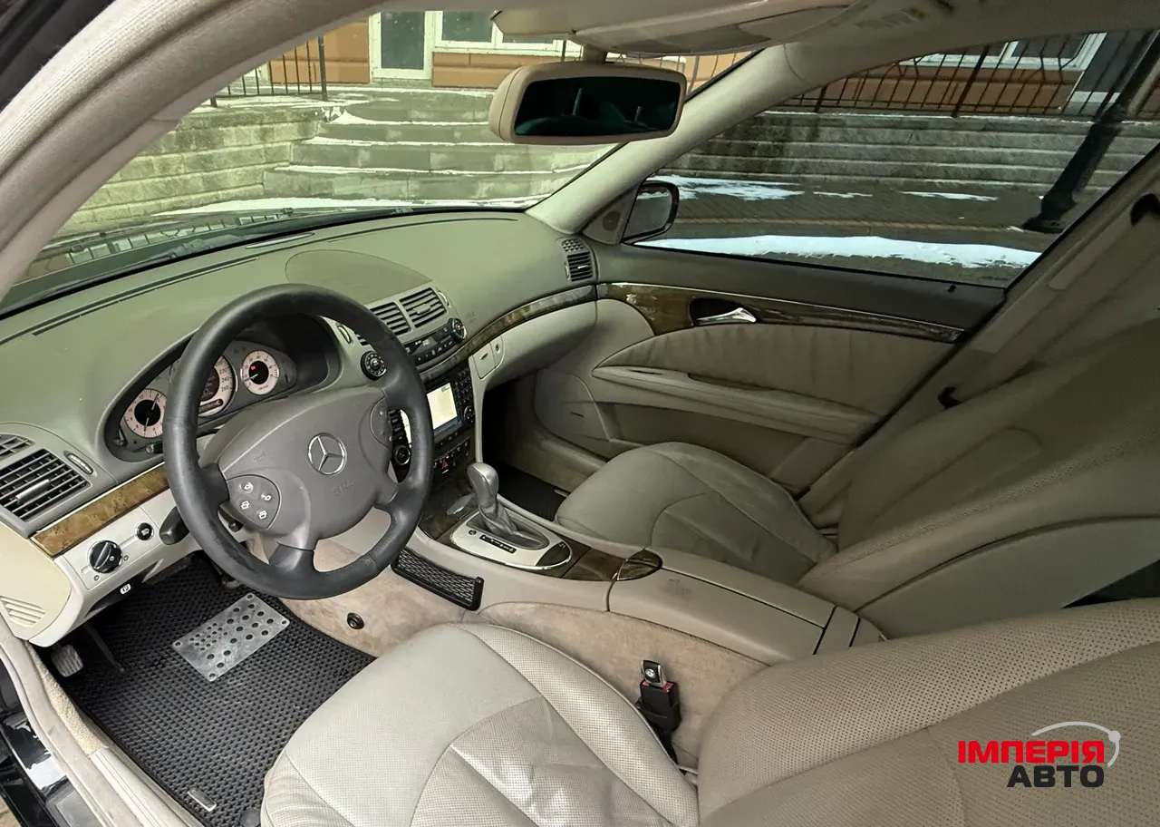 Mercedes-Benz E-Класс - фото 75