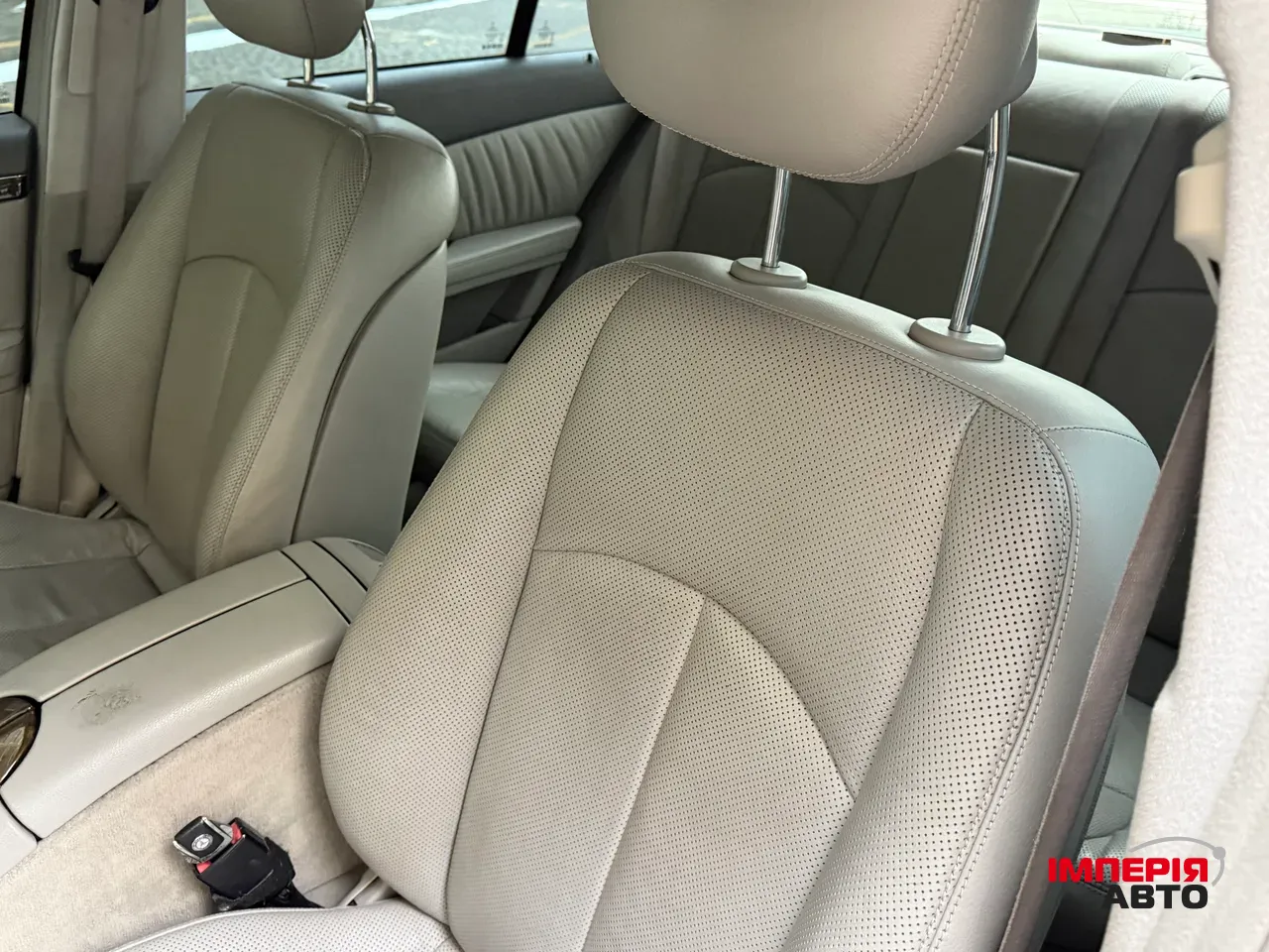 Mercedes-Benz E-Класс - фото 79