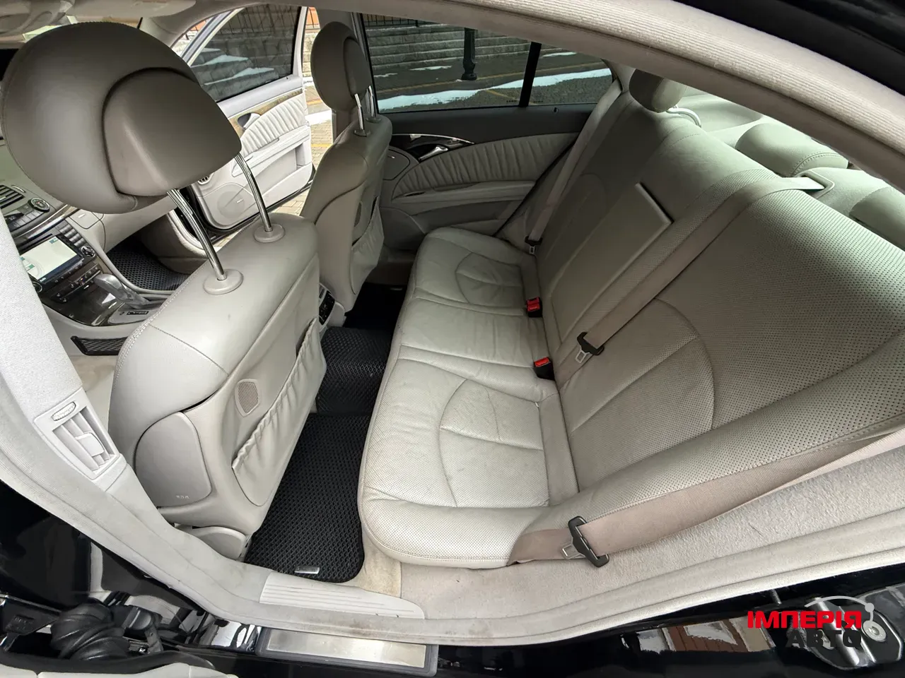 Mercedes-Benz E-Класс - фото 64